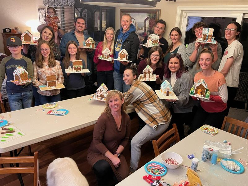Making Gingerbread Houses With Elise's Family