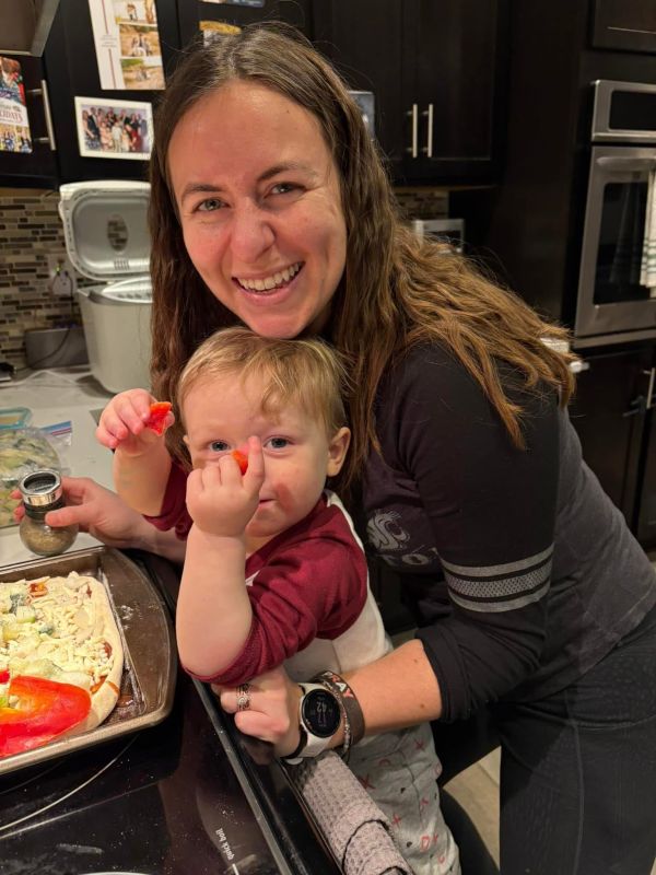 Making Homemade Pizza with Jireh